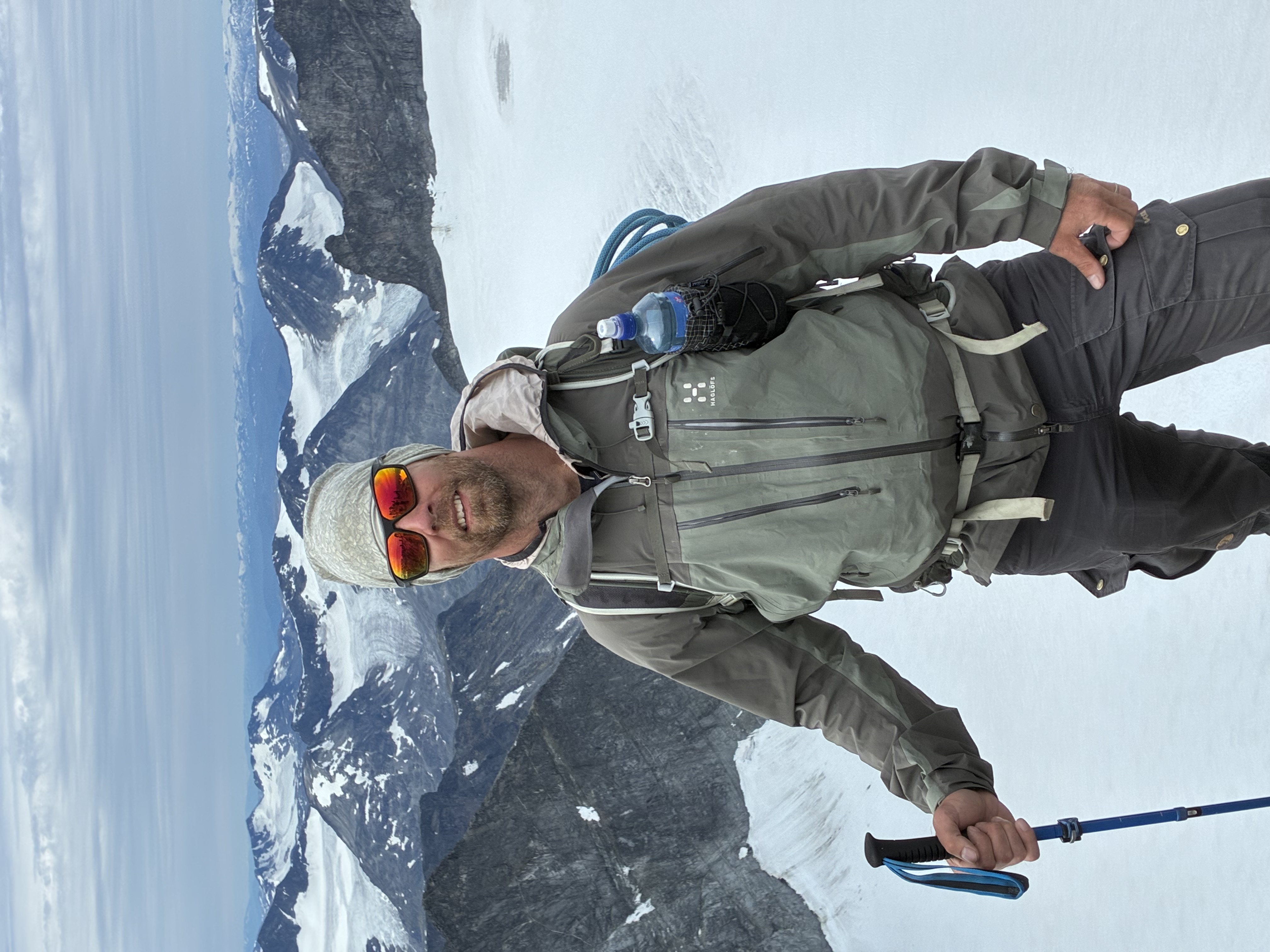 Galdhøpiggen summit photo